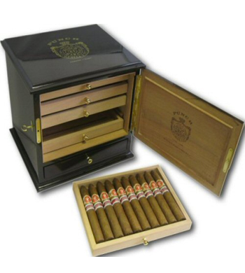 Punch Serie D Oro No.1 Humidor